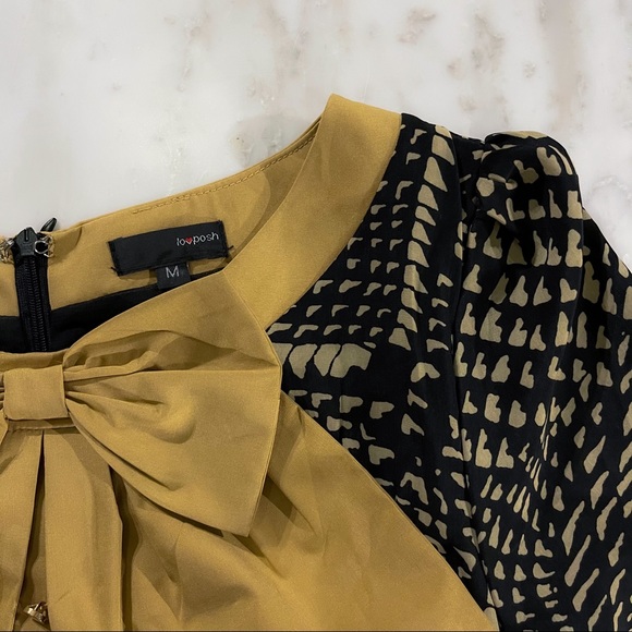 Long Sleeve Mod Bow Collar Contemporary dress - Picture 11 of 12